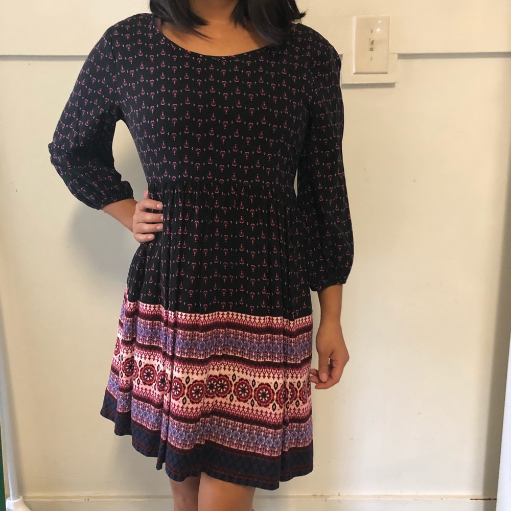 Patterned Sleeved Dress 
